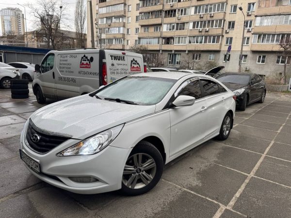 Hyundai Sonata 2013 (0175) — оренда в Києві